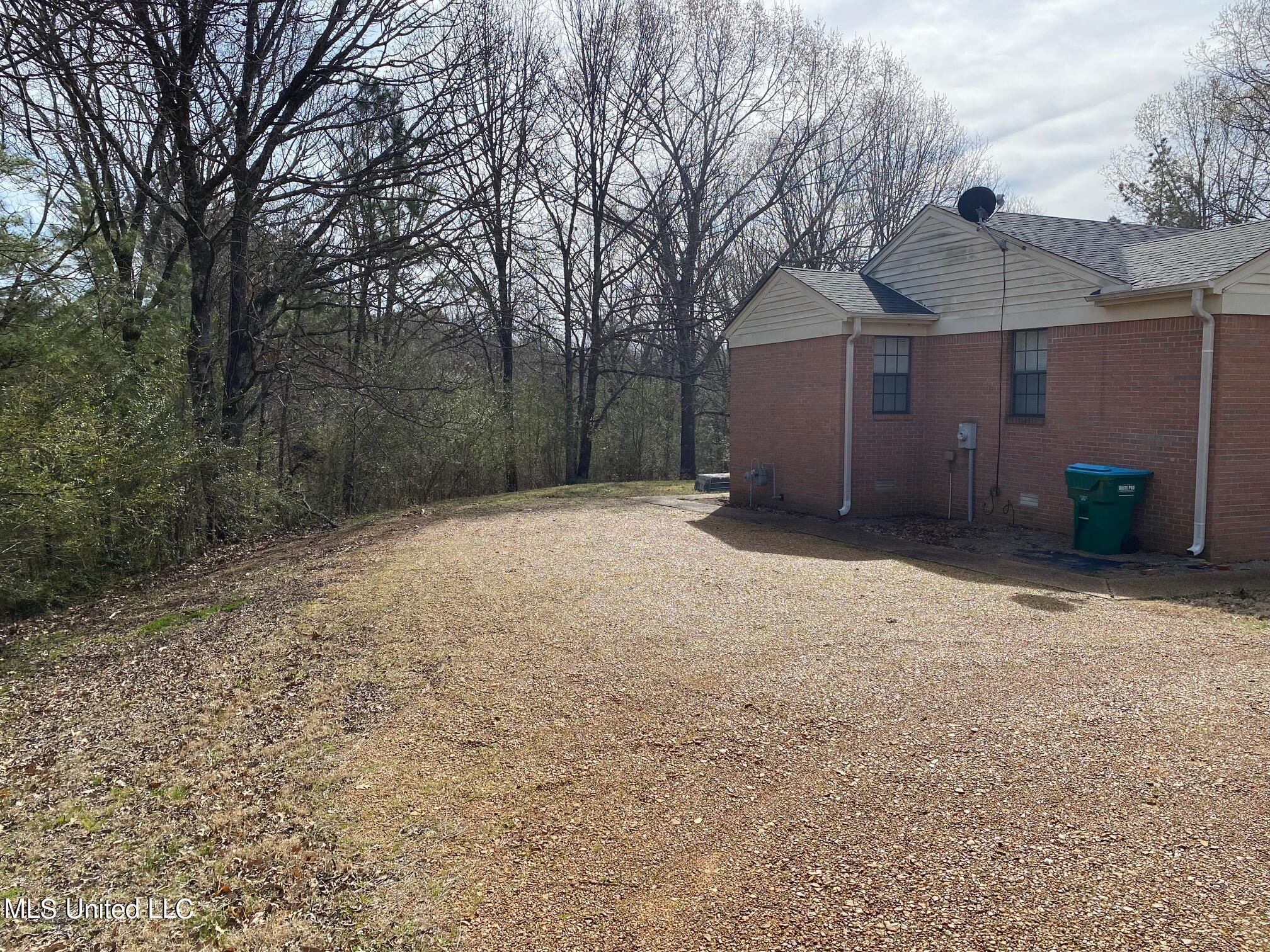 5090 Belmont Road Hernando, MS 38632 - Photo 3 of 14 IMG_2614