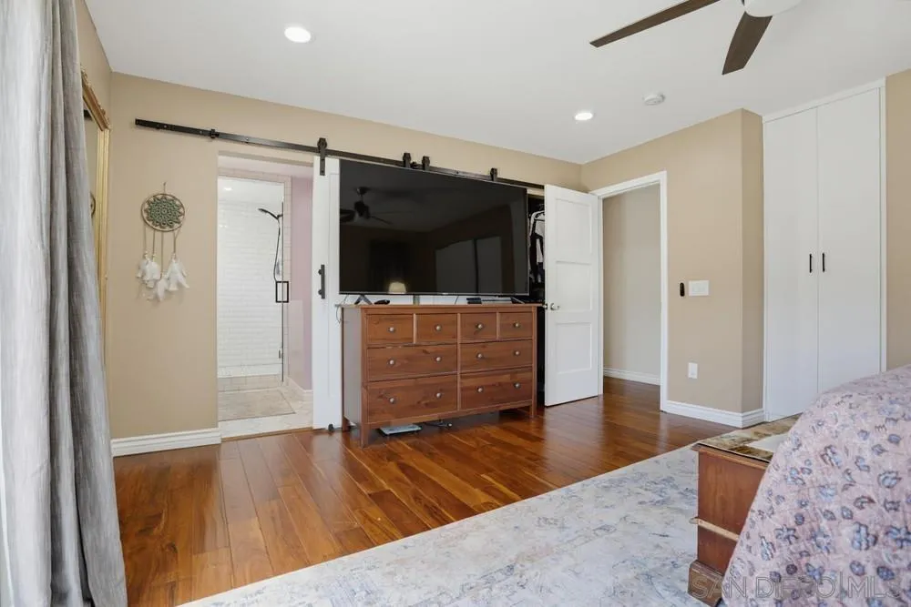 14319 Old Community Road Poway, CA 92064 - Photo 18 of 29 Gallery Image 18