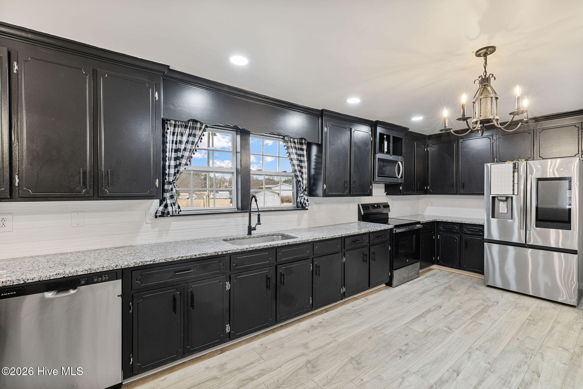 150 Fitzgerald Road Selma, NC 27576 - Photo 11 of 37 5T5A9172