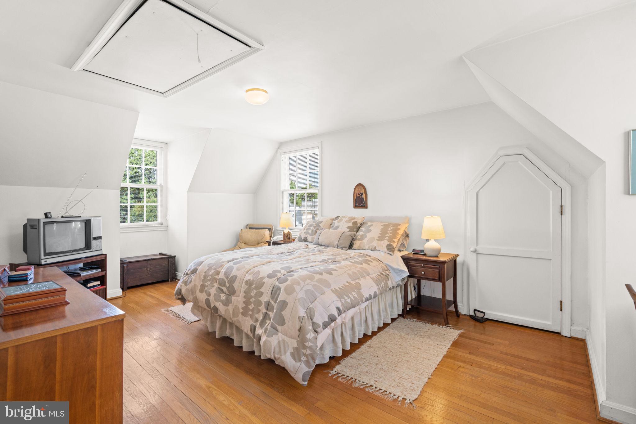 4909 Jamestown Court Bethesda, MD 20816 - Photo 19 of 42