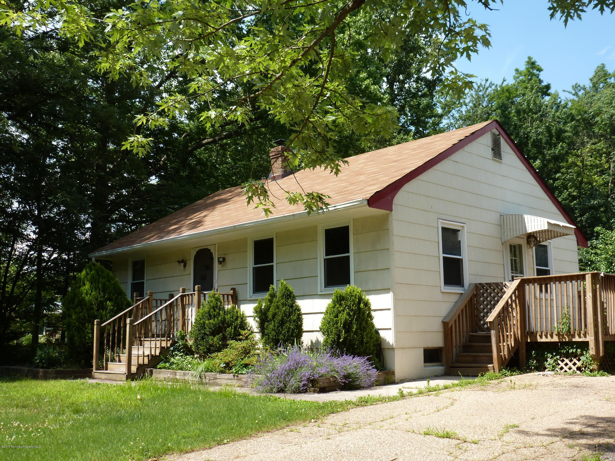 53 Aberdeen Road Matawan, NJ 07747 - Photo 1 of 15 EXTERIOR