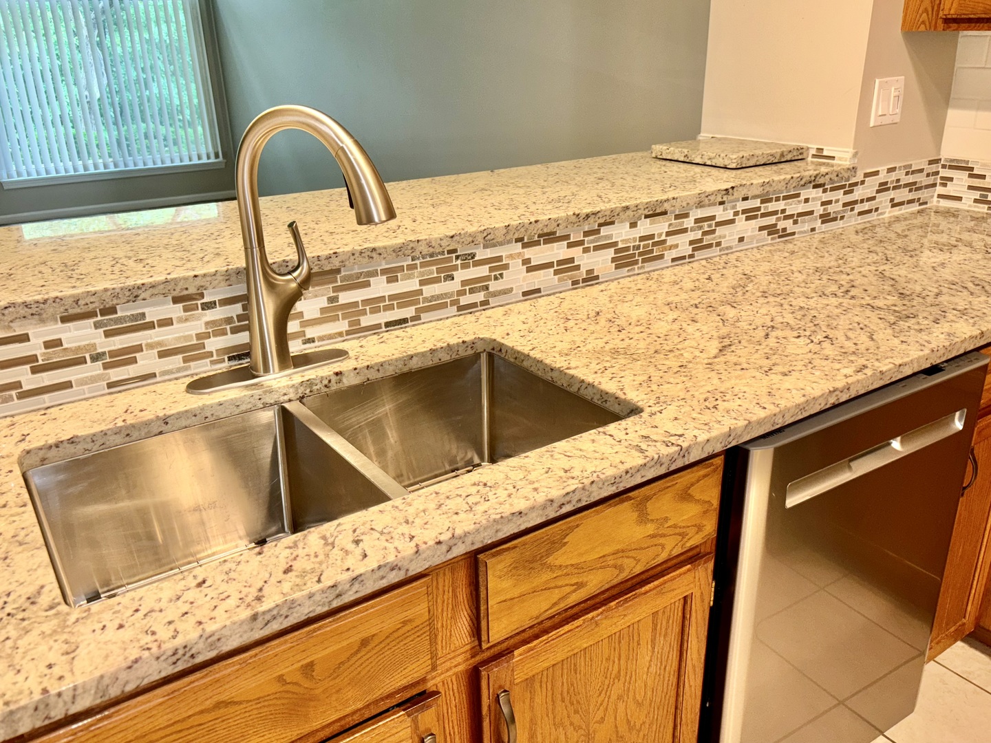 8241 Ripple Ridge Darien, IL 60561 - Photo 8 of 24 a view of a sink and table