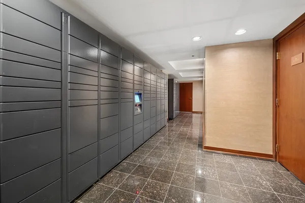 $200,000 | 910 South Michigan Avenue, Unit 1812, Chicago, IL 60605