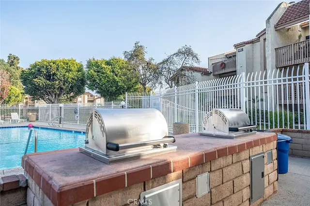 $490,000 | 4852 Cabana Drive, Unit 104, Huntington Beach, CA 92649