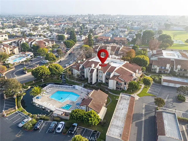 $490,000 | 4852 Cabana Drive, Unit 104, Huntington Beach, CA 92649