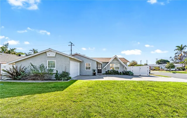$6,800 | 5052 Audrey Drive, Huntington Beach, CA 92649