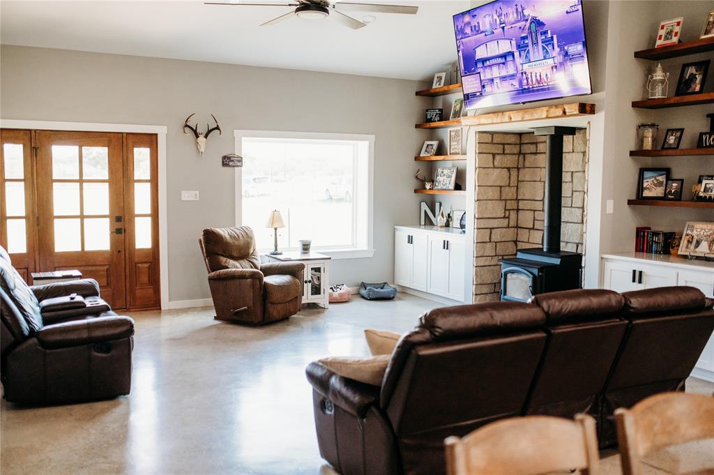 208 Chicken Field Road Whitewright, TX 75491 - Photo 20 of 40 Gallery Image 20