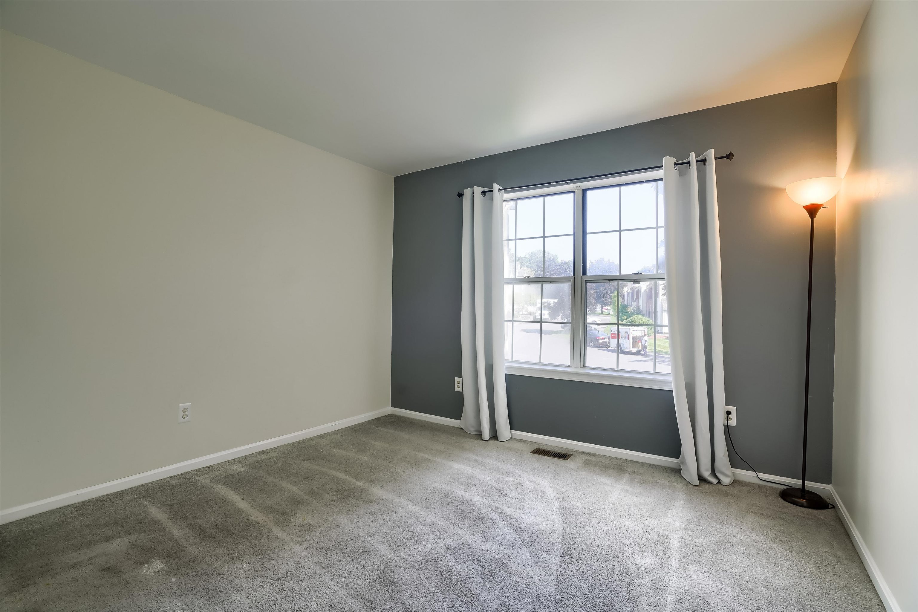 4 Middlesex Road Merrimack, NH 03054 - Photo 20 of 37