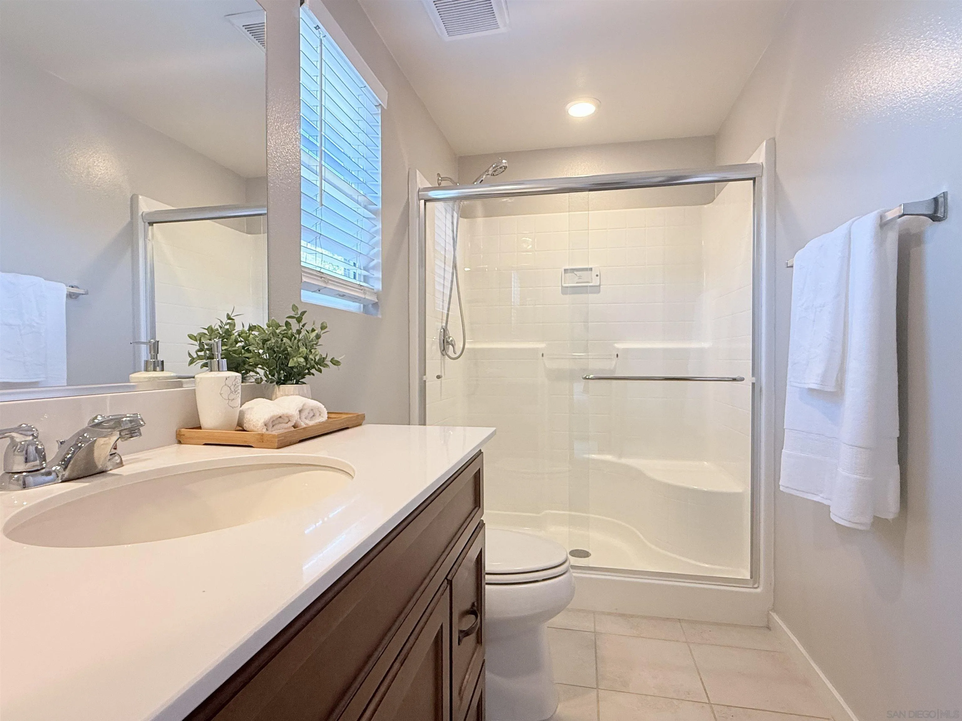 309 Mission Villas Road San Marcos, CA 92069 - Photo 15 of 25