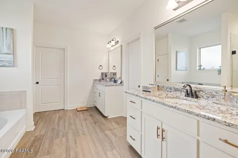 $375,000 | 102 Preston Rose Lane, Youngsville, LA 70592