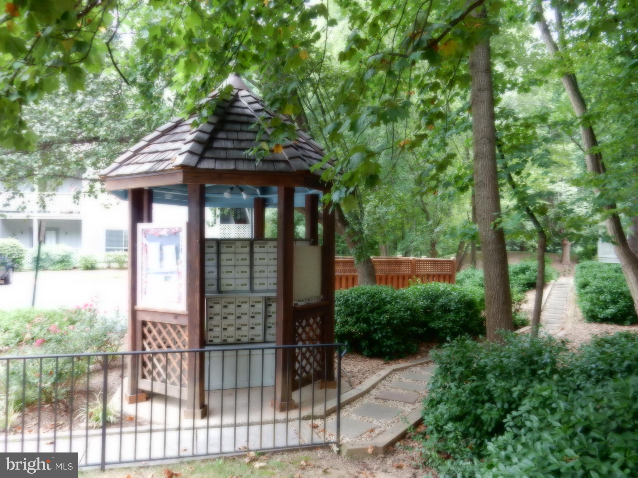 2261 Hunter's Run Drive, Unit 2261 Reston, VA 20191 - Photo 22 of 28 Mailbox Gazebo