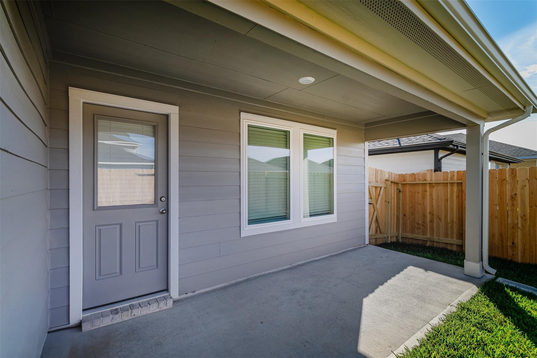 4214 Ramsbury Reach Court Fulshear, TX 77441 - Photo 8 of 50
