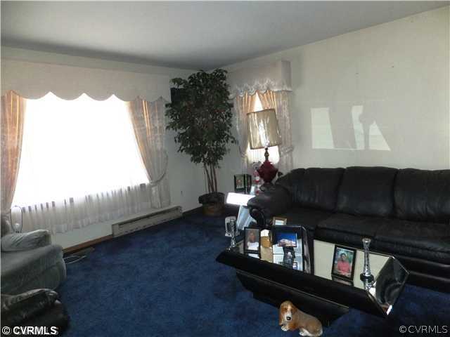 13347 Winston Road Ashland, VA 23005 - Photo 5 of 6 Den/Family/Great Room - Very Large with a closet