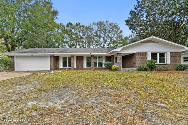 $336,000 | 6104 Gruich Circle, Ocean Springs, MS 39564