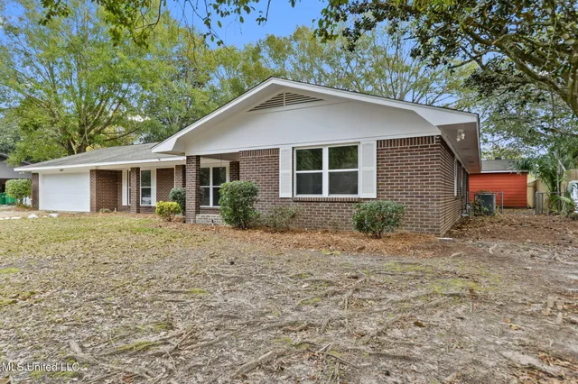 $336,000 | 6104 Gruich Circle, Ocean Springs, MS 39564