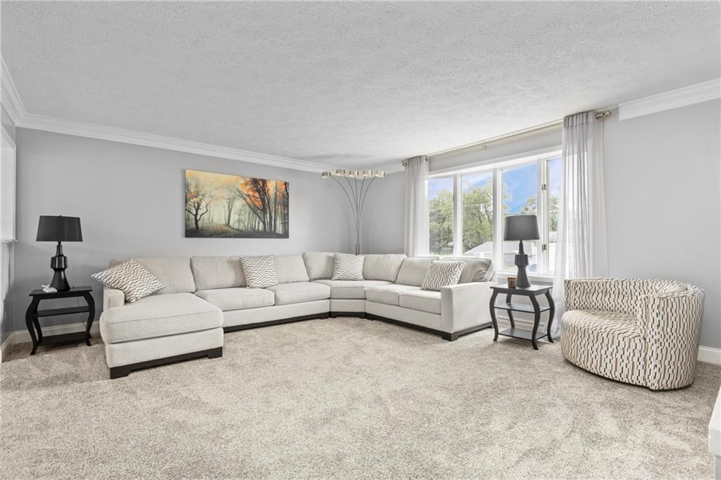 1199 Mcclelland Street Monaca, PA 15061 - Photo 3 of 40