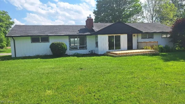 $289,900 | 3730 South Sunnyfield Drive, Akron, OH 44321