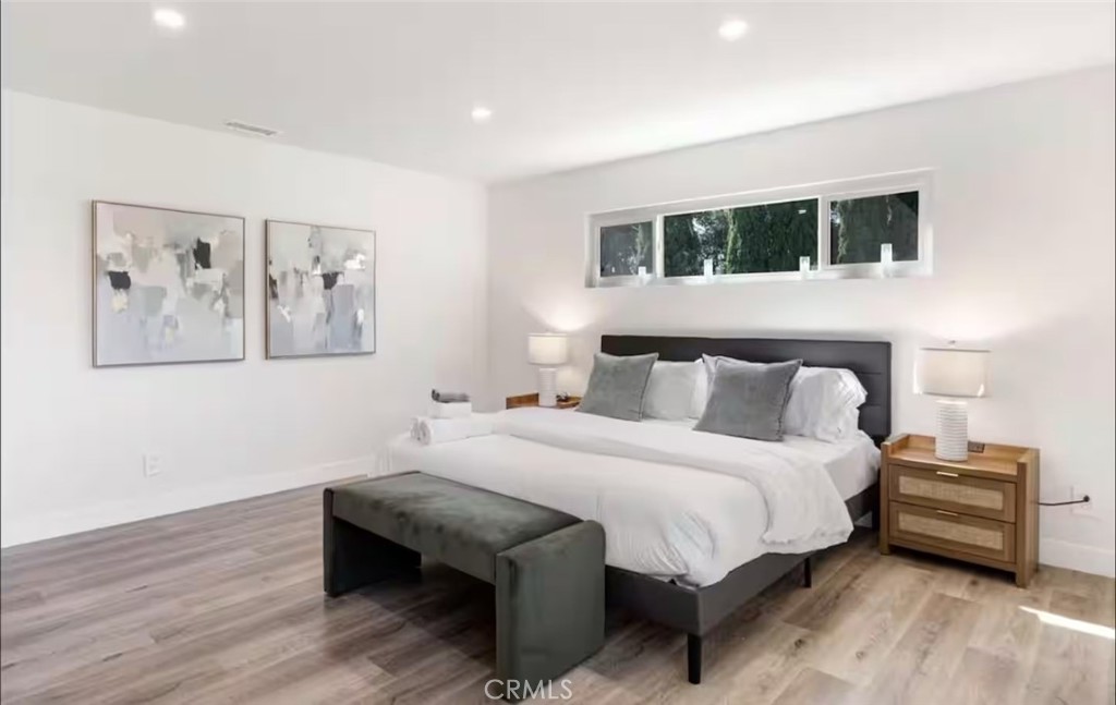 10643 Atlanta Avenue Porter Ranch, CA 91326 - Photo 19 of 27 Gallery Image 19