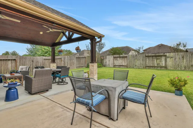 $390,000 | 23114 Mestina Knoll Drive, Porter, TX 77365