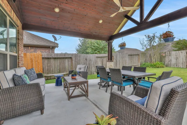 $390,000 | 23114 Mestina Knoll Drive, Porter, TX 77365