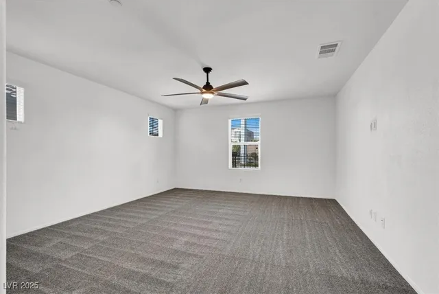 $2,555 | 8033 Skye Foxx Street, Las Vegas, NV 89166