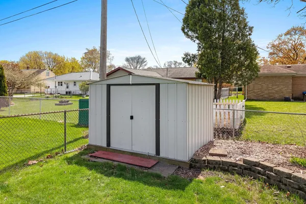 $264,900 | 1825 East Marquette Street, Appleton, WI 54911
