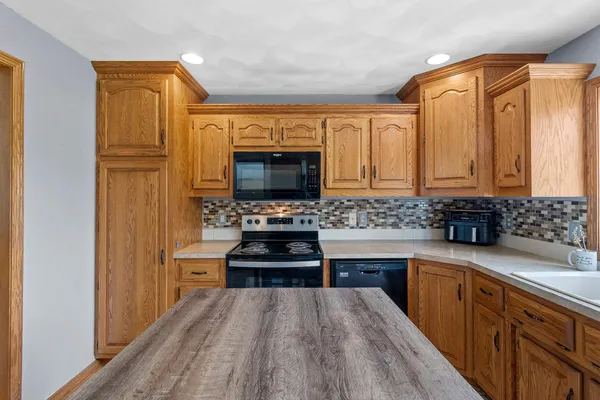 $264,900 | 1825 East Marquette Street, Appleton, WI 54911