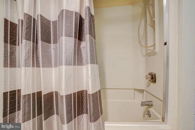 $175,000 | 15101 Interlachen Drive, Unit 1625, Silver Spring, MD 20906