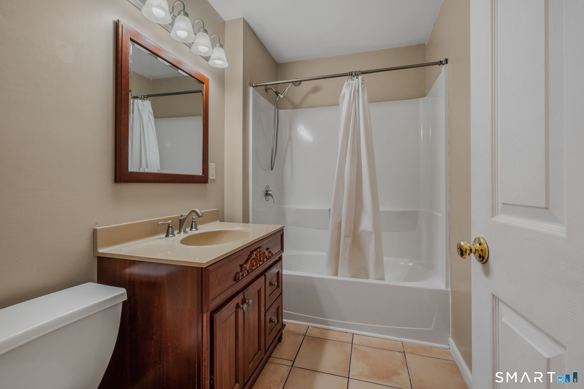 4 Sanfords Bridge Road East Haddam, CT 06423 - Photo 13 of 27 Gallery Image 13