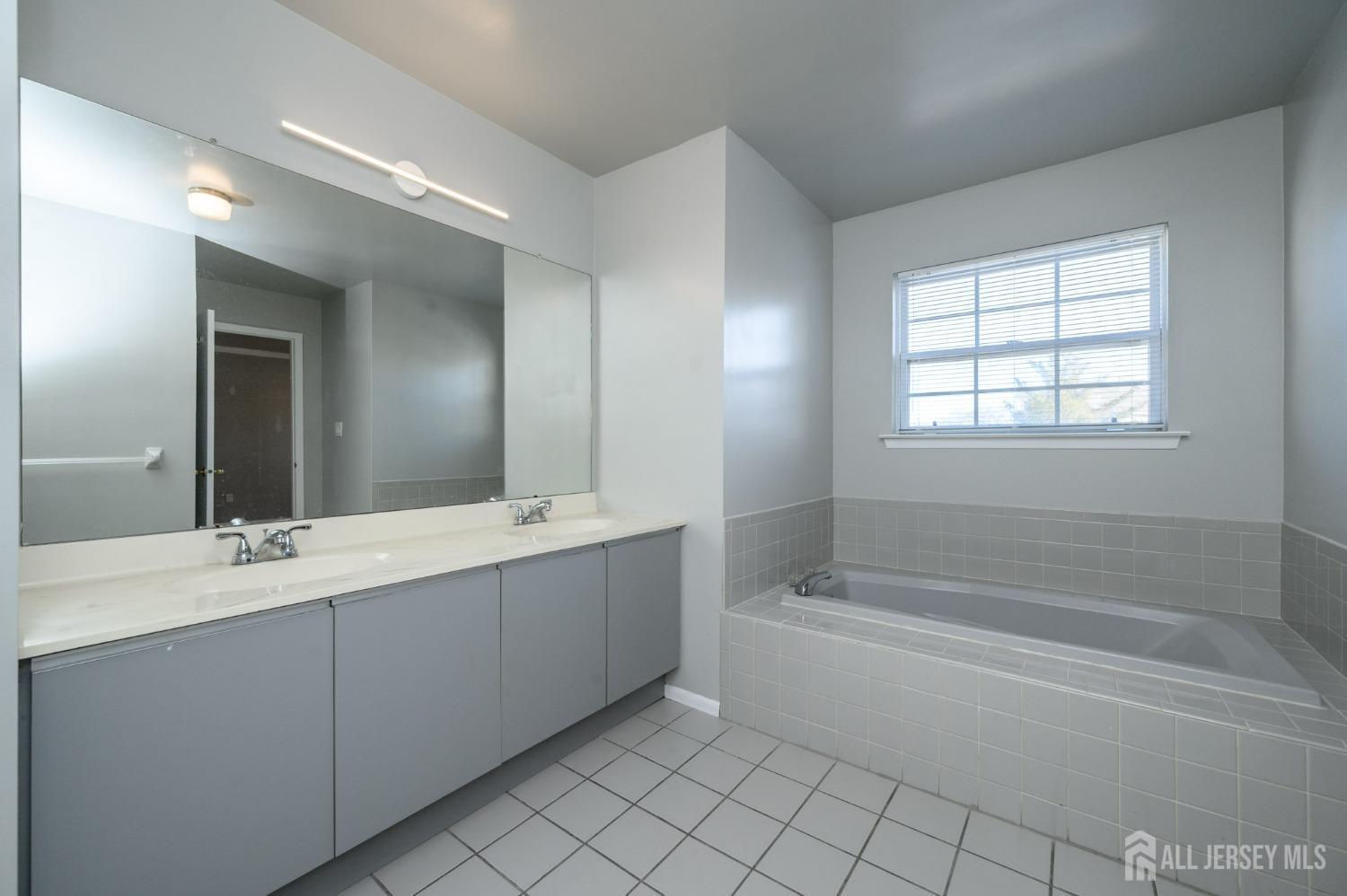 131 Nebula Road Piscataway, NJ 08854 - Photo 23 of 36 Gallery Image 23