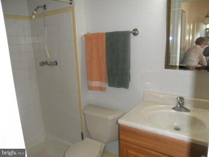 9302 Lancelot Road Fort Washington, MD 20744 - Photo 22 of 22 Master Bath
