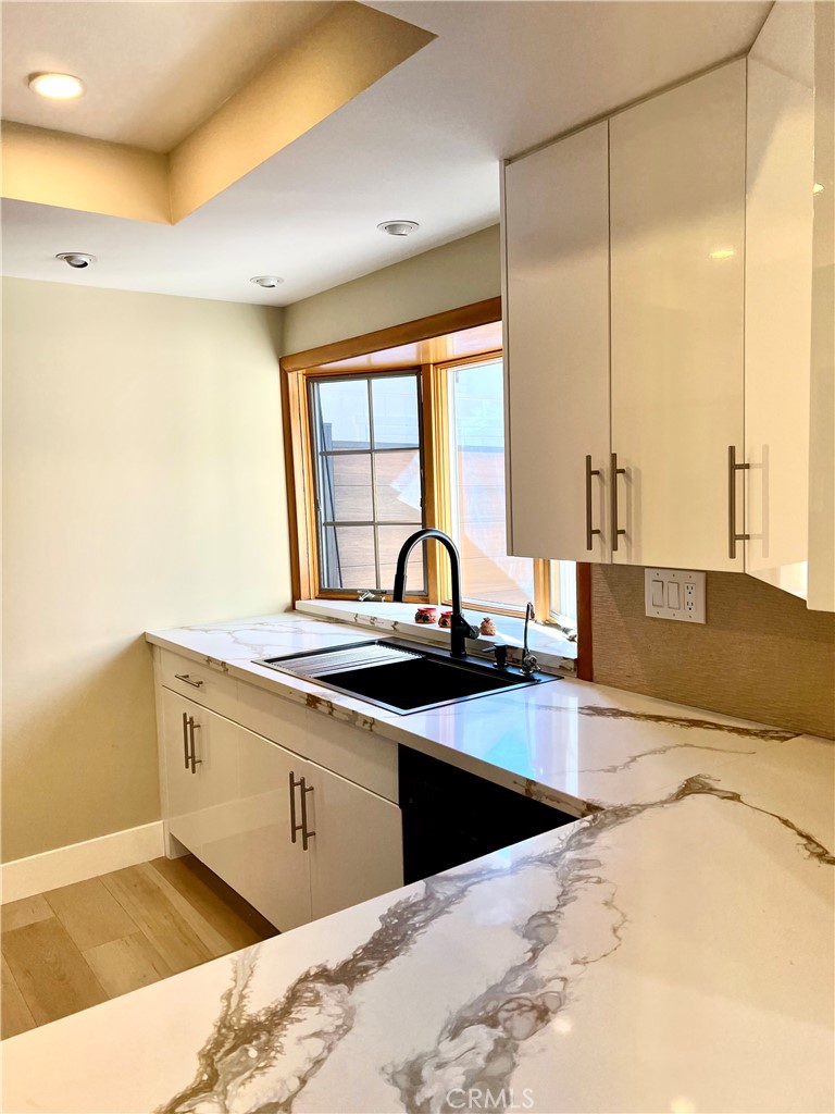 19236 Ludlow Street Porter Ranch, CA 91326 - Photo 3 of 26