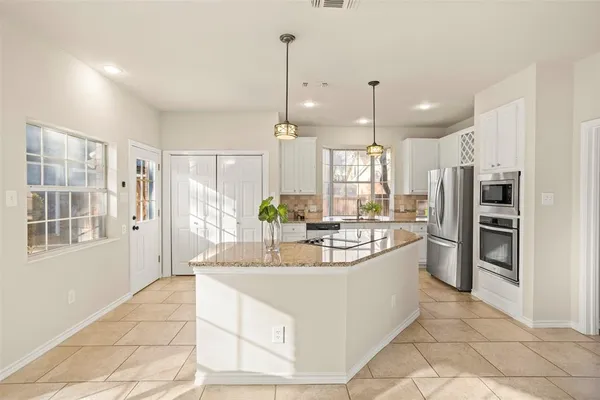 $650,000 | 4202 Hearthside Drive, Grapevine, TX 76051