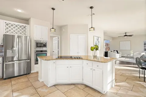 $650,000 | 4202 Hearthside Drive, Grapevine, TX 76051