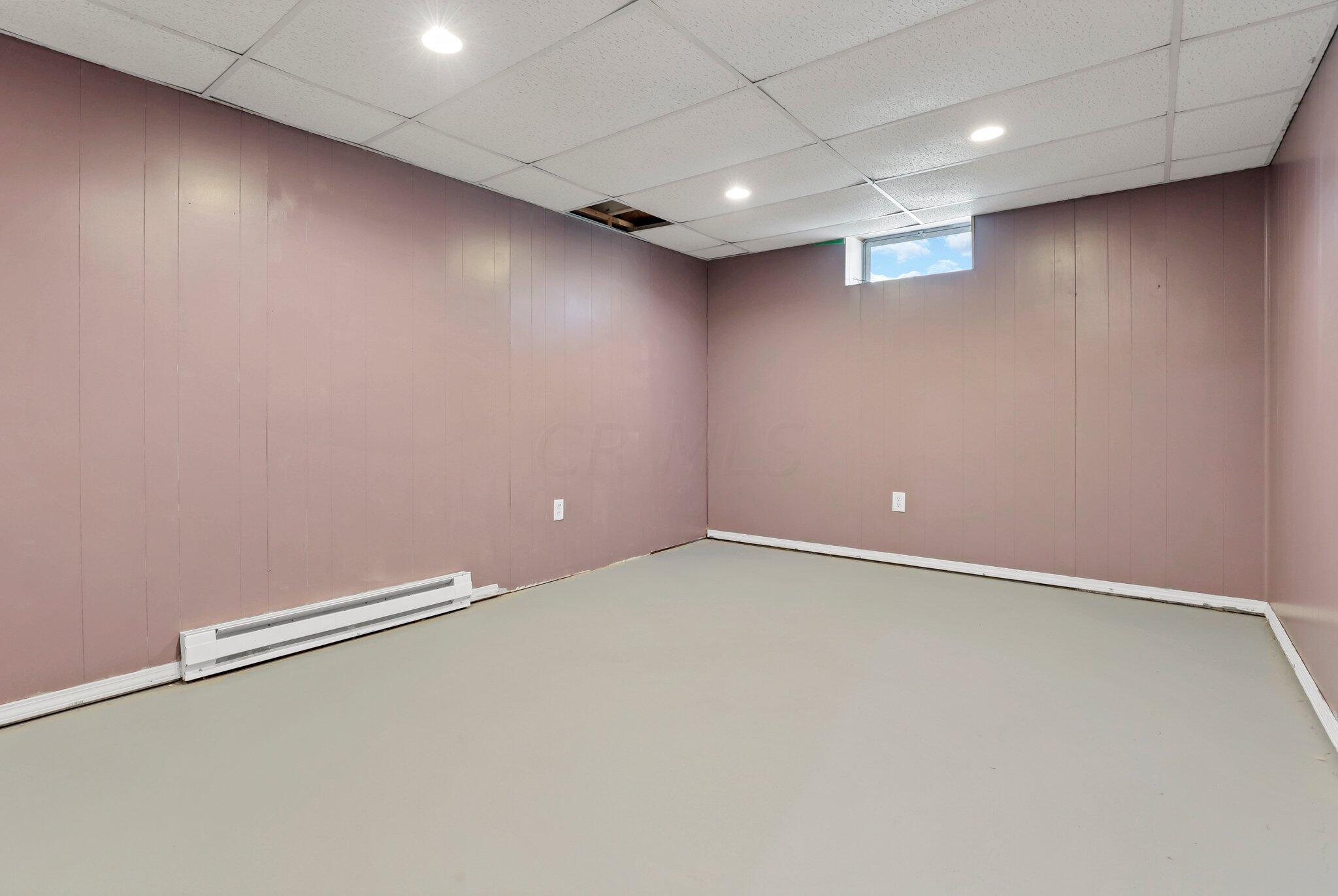 337 Ridgemere Way Lancaster, OH 43130 - Photo 17 of 19 den/office