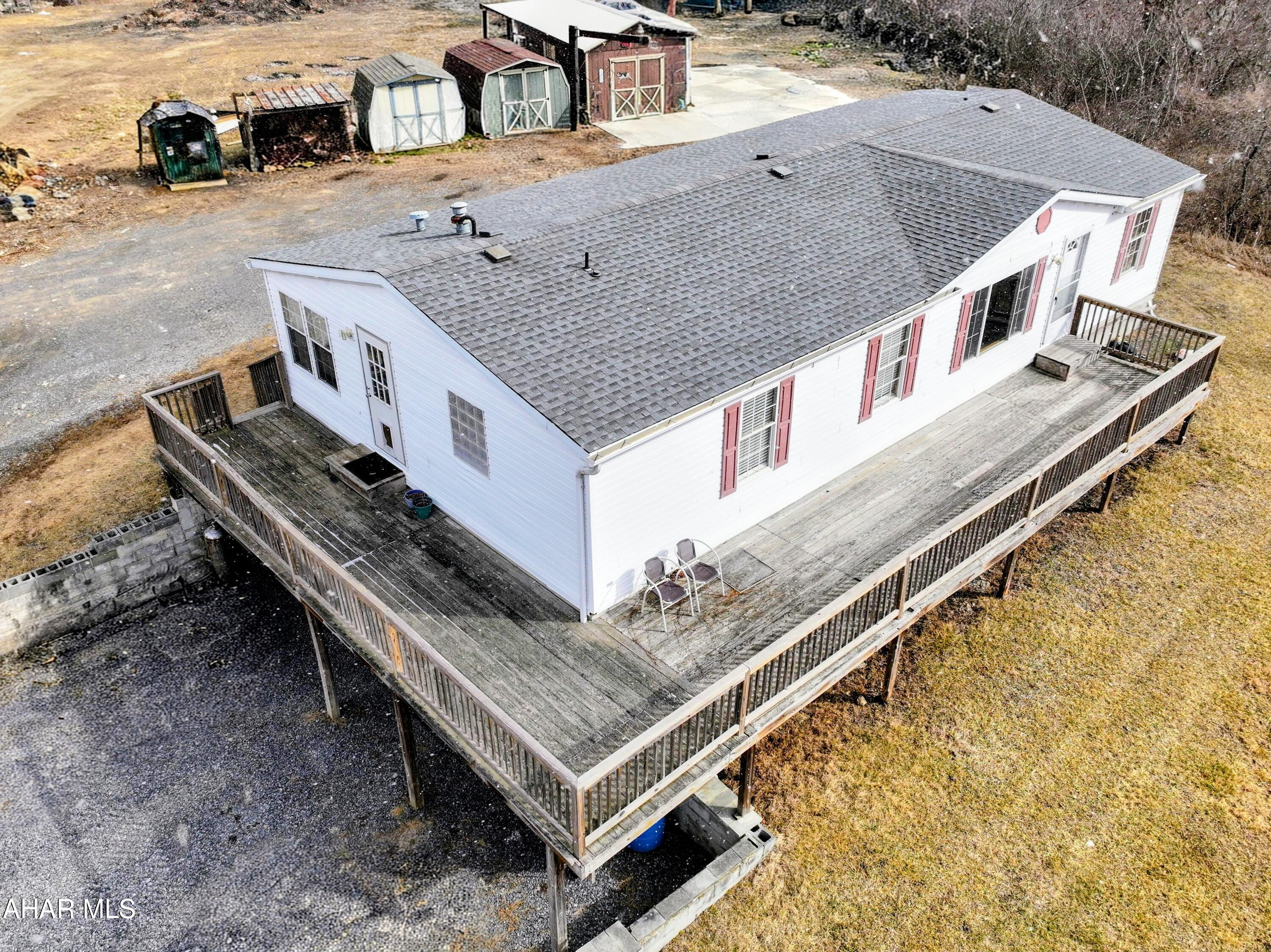 595 O'Brien Road Manns Choice, PA 15550 - Photo 26 of 45