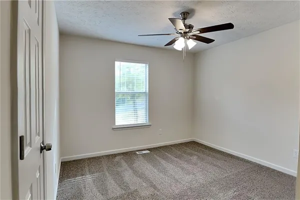 $1,850 | 60 King William Drive, Dallas, GA 30157