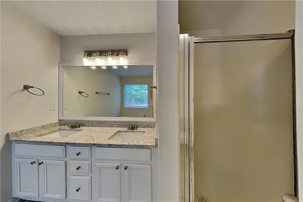 $1,850 | 60 King William Drive, Dallas, GA 30157