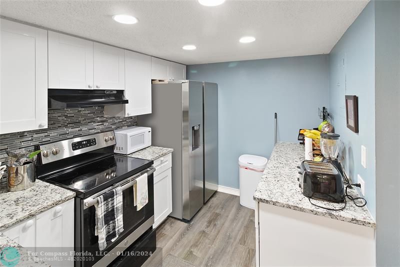5530 Northwest 44th St Unit 204C