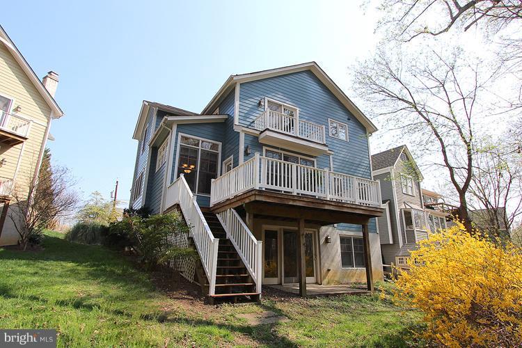 6420 83rd Place Cabin John, MD 20818 - Photo 4 of 26 Exterior (Rear)