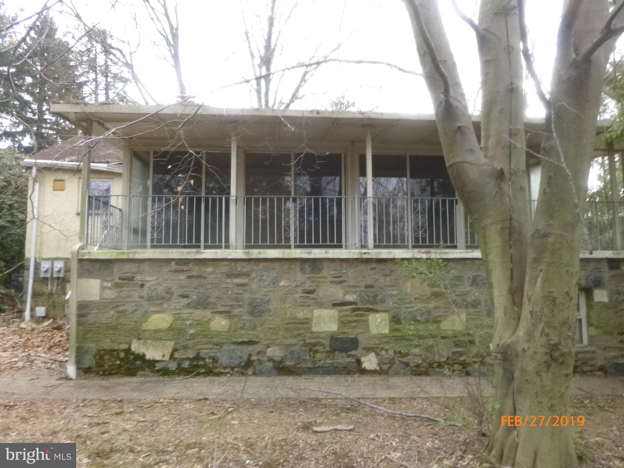 525 Welsh Road Huntingdon Valley, PA 19006 - Photo 5 of 27 Balcony around Florida room