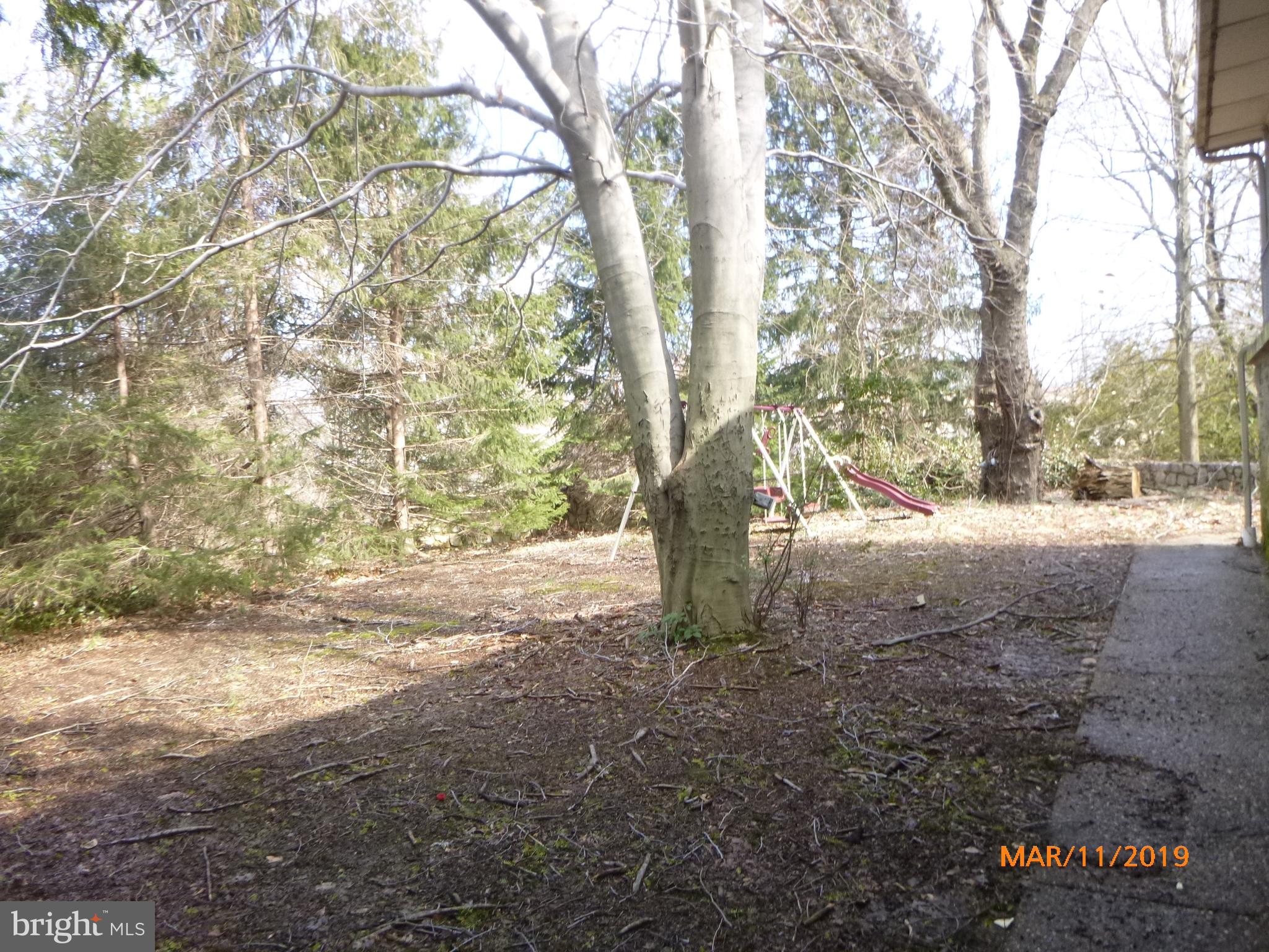 525 Welsh Road Huntingdon Valley, PA 19006 - Photo 7 of 27 Side