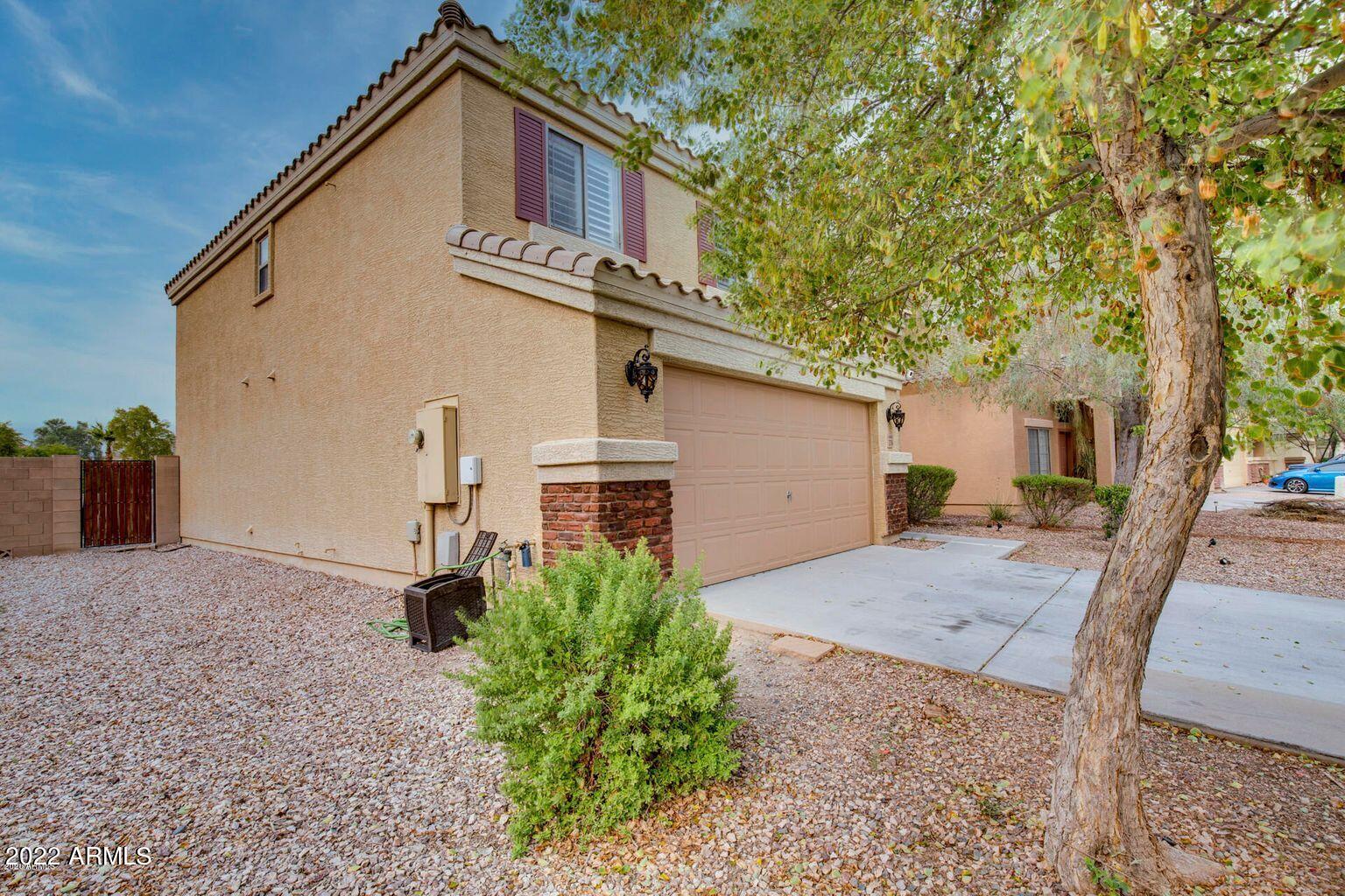23764 West Pecan Road Buckeye, AZ 85326 - Photo 5 of 46 23764 W PECAN Road_Photos_44