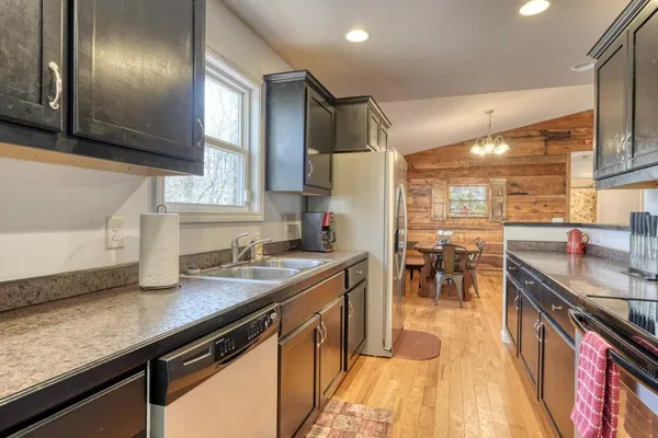 $325,000 | 133 Underburg Lane, Franklin, NC 28734