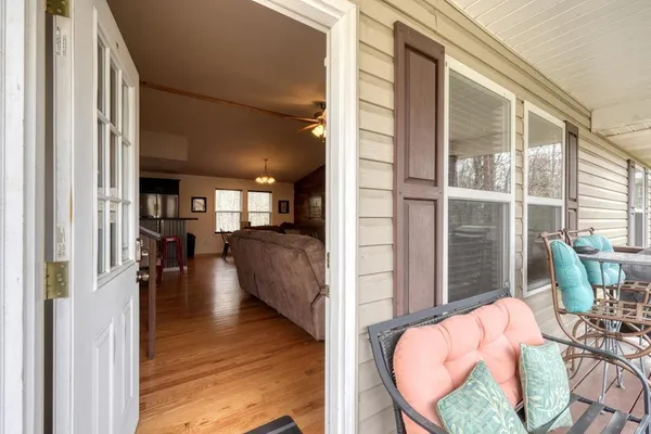 $325,000 | 133 Underburg Lane, Franklin, NC 28734