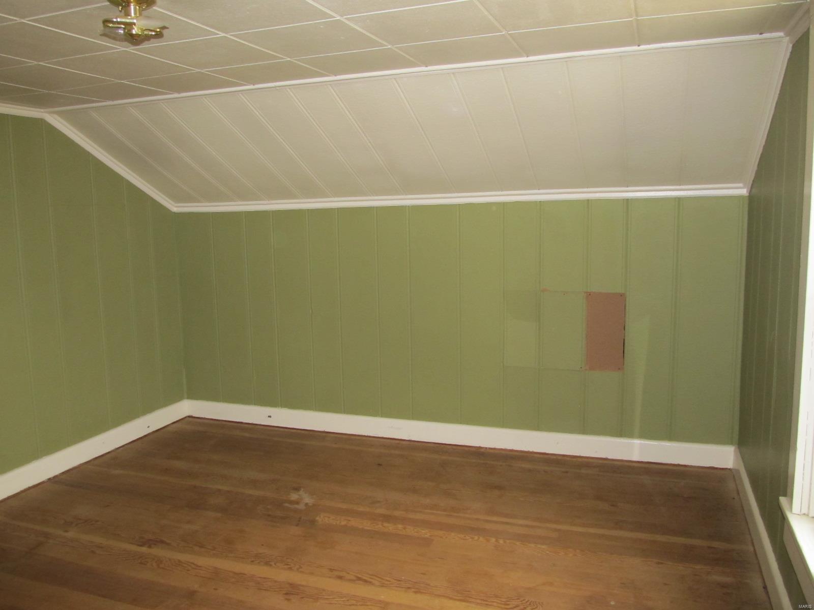 3530 Fosterburg Road Alton, IL 62002 - Photo 13 of 24