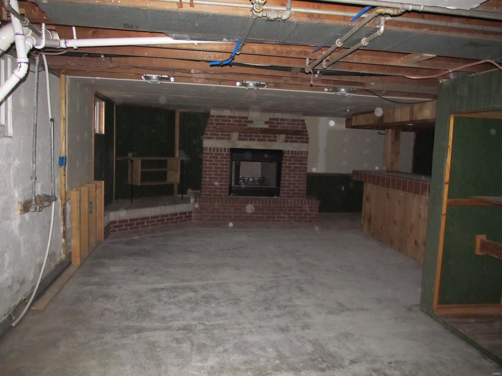 3530 Fosterburg Road Alton, IL 62002 - Photo 18 of 24