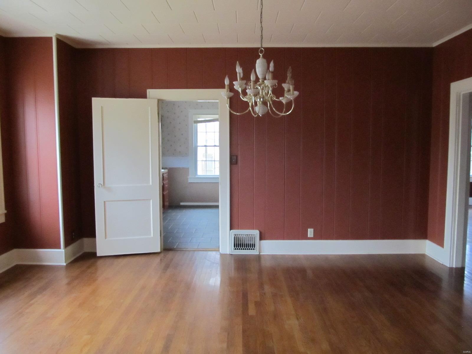 3530 Fosterburg Road Alton, IL 62002 - Photo 6 of 24
