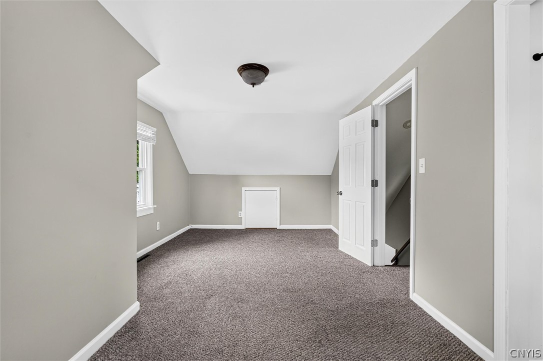 211 Windemere Road Geddes, NY 13219 - Photo 15 of 37 Gallery Image 15