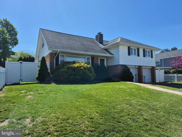 $369,000 | 2402 Bell Drive, Reading, PA 19609